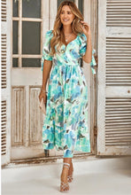 Cargar imagen en el visor de la galería, Floral Spring Dress
